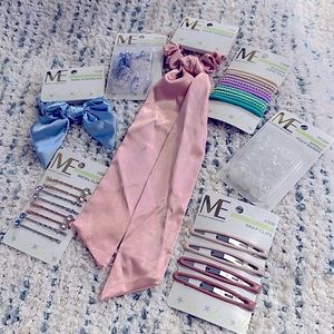 Set of 7 hair accessories ME Modern Expressions scrunchie bands ties clips